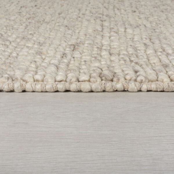 kusovy koberec minerals light grey 2